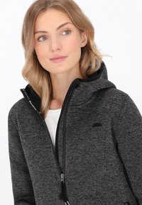 Schmuddelwedda Ľahká bunda - dark grey melange