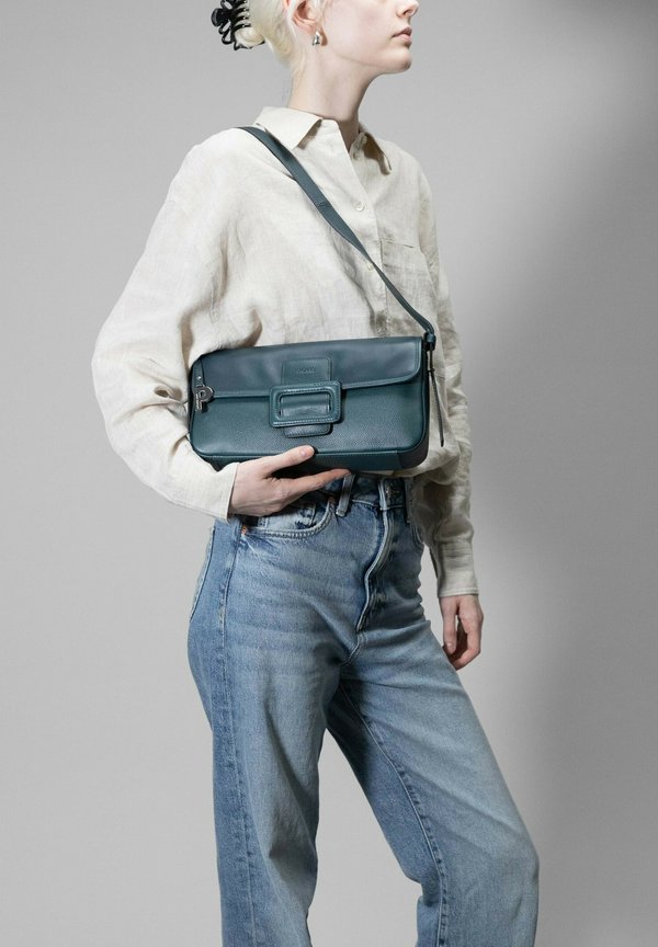 PAOLA  - Umhängetasche - cedar