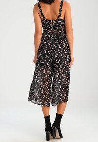 Missguided Petite Kalhoty - black