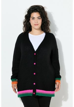 LOOSE FIT HAPPY-SCHRIFTZUG AUF DEM RÜCKEN - Cardigan - black