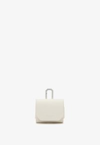 Unselected, birch white