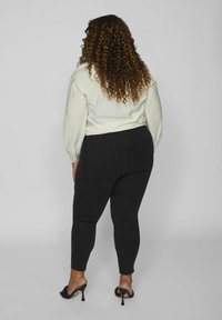 EVOKED VILA CURVE  - Vaqueros pitillo - black
