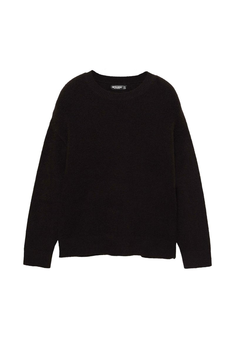 Crna pletena gama s okruglim izrezom, spuštenim ramenima i opuštenim krojem. Mekana tekstura i rebrasti detalji na manžetama i donjem rubu.