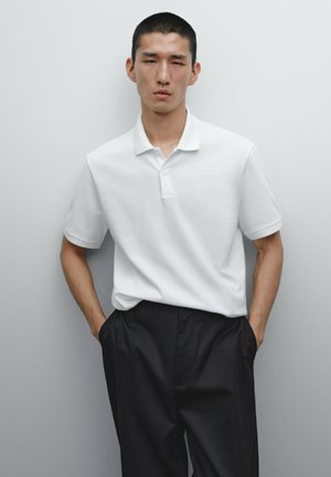 Polo - white