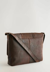 MESSENGER - Umhängetasche - brown