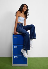 New Balance Baskets basses - white