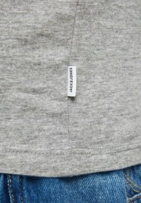 Jack & Jones JJE TEE  O-NECK  - Základné tričko - light grey melange