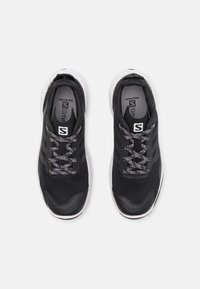 Salomon PATROL UNISEX - Zapatillas de senderismo - black/white