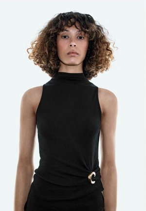 FUNNEL NECK WITH BROOCH DETAIL  - Top - black