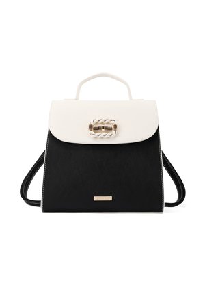 Borsa in bianco e nero con un design strutturato, materiale sintetico, manico superiore e un dettaglio di chiusura intrecciato in tono oro.