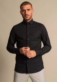 Unausgewählt, schwarz