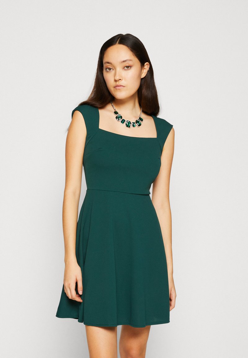 WAL G. BRIAN SKATER DRESS Jersey dress forest green/green Zalando.ie