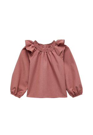 Rødternet bluse med en smocket neckline, rynkede skulderdetaljer og lange pufærmer samlet ved håndleddene.