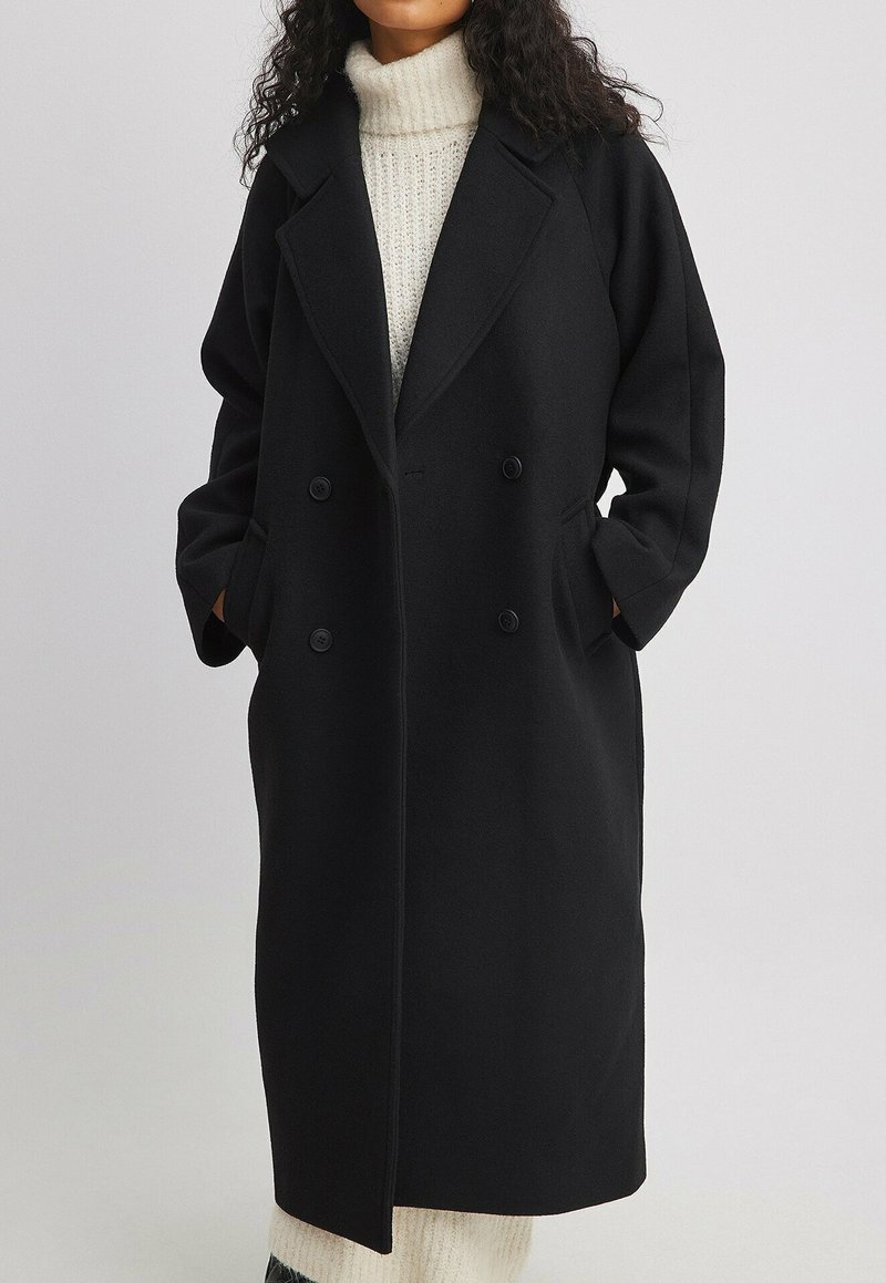 NA-KD GEGURTETER KLASSISCHER - Cappotto classico - black
