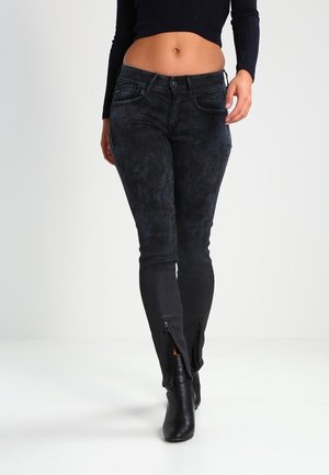 Vaqueros pitillo - black denim