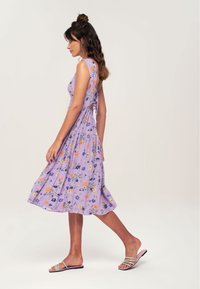 Herita TIE BACK - Jurk - purple