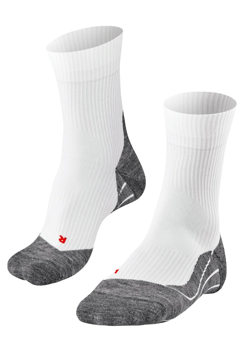 Calcetines de mezcla de algodón con una parte superior de rayas blancas y acentos grises, con punteras y talones reforzados, y un pequeño detalle del logo en rojo.