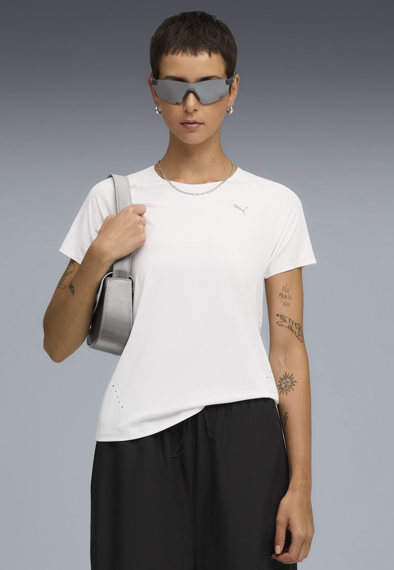 Puma Sportovní tričko - white