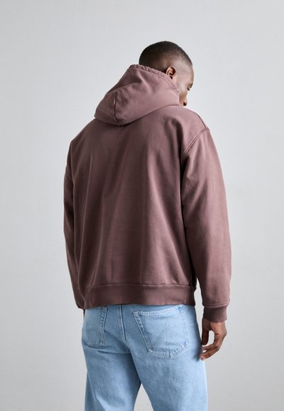 Nanushka EVER - Φούτερ με κουκούλα - nutmeg