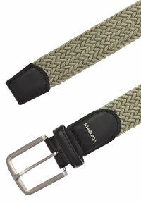Geflochtener grüner Stoffgürtel mit schwarzen Lederakzenten und einer Metallschnalle. Besitzt ein geflochtenes Design und eine rechteckige Schnallenform.