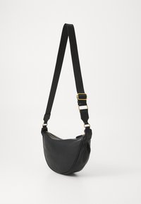 TWINSET BAG - Soma ar siksnu pāri ķermenim - nero
