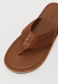 Thumbnail Image 6