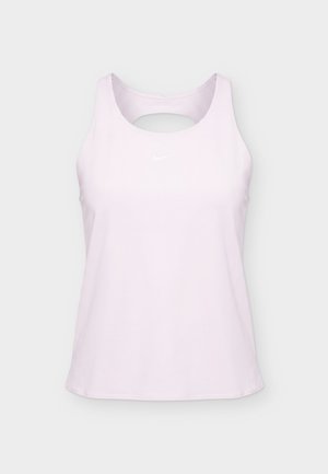 Hele roosa varrukateta sportlik topp ümara kaelusega ja väikese valge logoga rinnal, eesmine vaade valgel taustal.