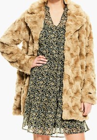 Garcia Abrigo de invierno - beige