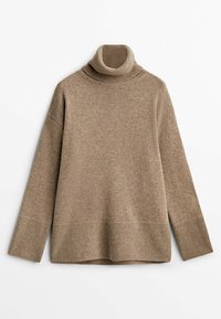 Pull beige à col roulé à manches longues avec poignets et ourlet côtelés, posé à plat sur un fond blanc.
