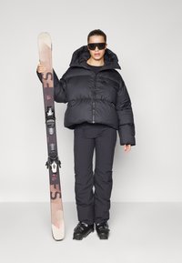 J.LINDEBERG Sports JOLENE JACKET - Slidinėjimo striukė - black