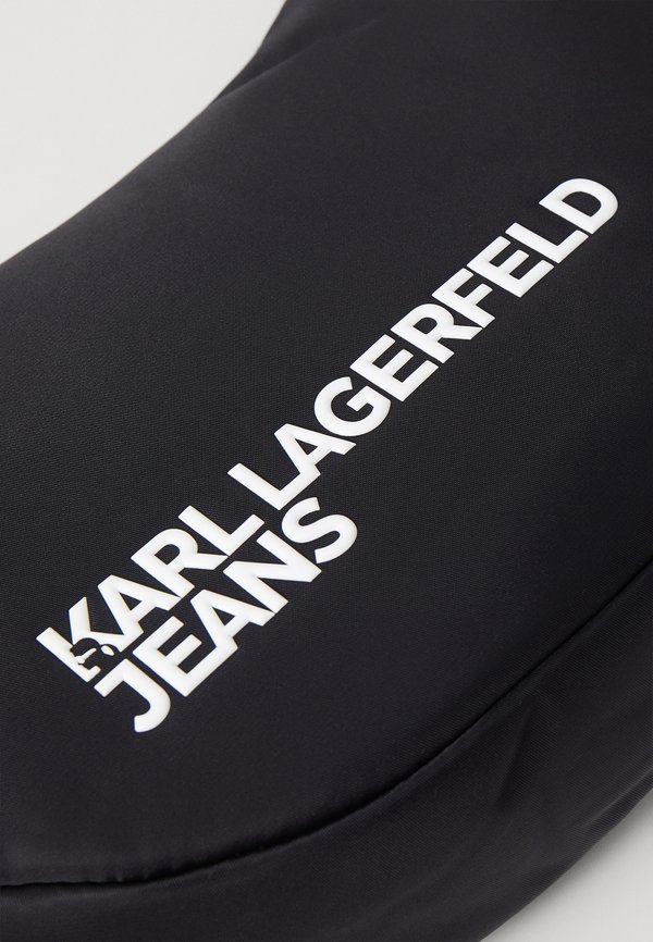 ESSENTIAL SLING BAG - Cross body bag4