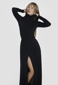 Madnezz House STORM - Maxi šaty - black