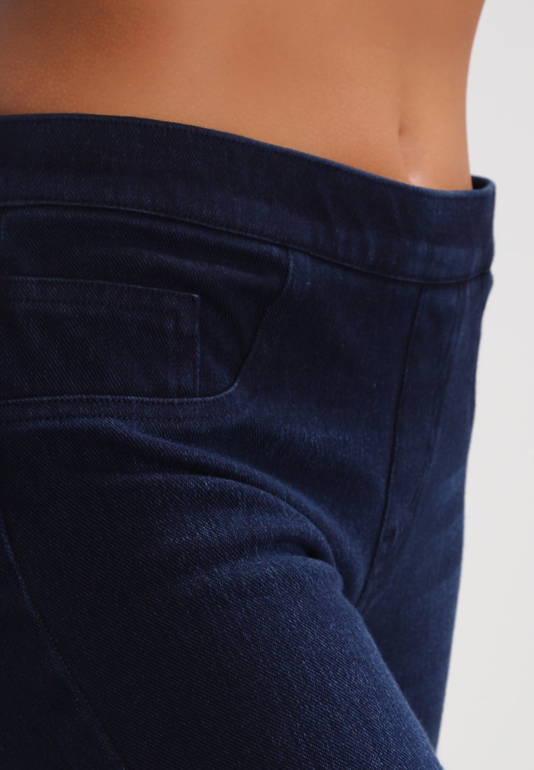 Leggings Jean-ish Spanx - Confort De Legging Avec Look Jean, Taille Mi-Haute, Modelant Intégré