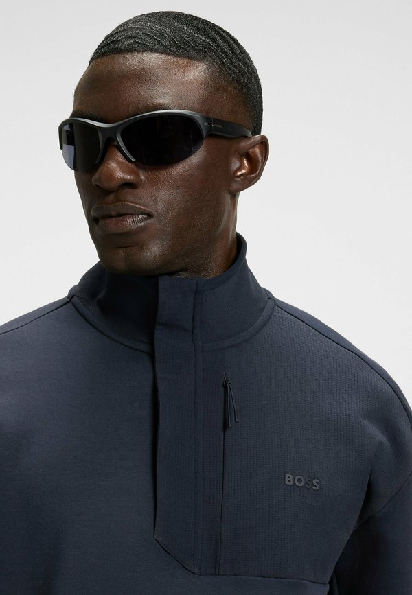 GLAMPING - Sweatshirt2