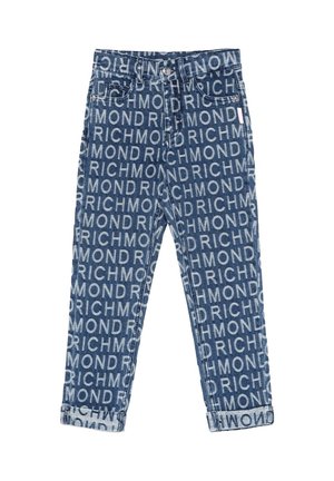 Jeans in denim blu con motivo a testo bianco ripetuto "RICHMOND" su tutta la superficie, chiusi con bottone e cerniera.