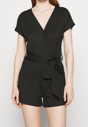 Mono - black