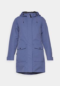 Parka leggera blu con cappuccio, due tasche frontali e foderatura nera. Presenta cordini regolabili e dettagli con bottoni.