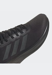 adidas Performance - Obuwie do biegania treningowe