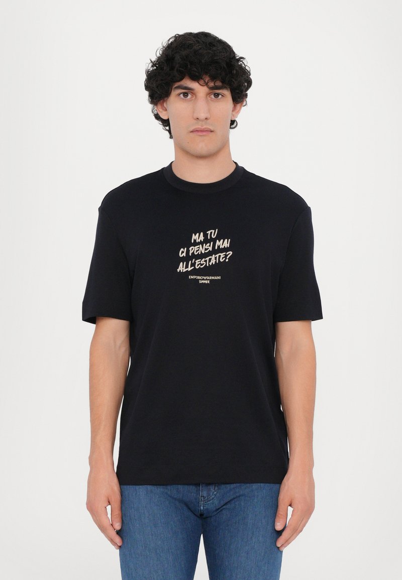 Emporio Armani - T-shirt imprimé - blu navy, Agrandir