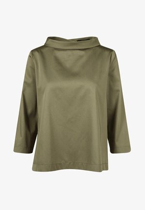 Olijfgroene top met lange mouwen, een brede boothals en een losse pasvorm.