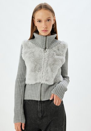 Strickjacke - grey