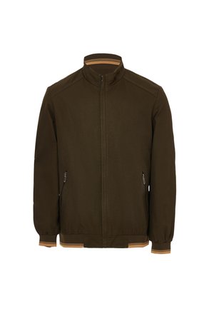 Olijfgroene jas met hoge kraag, ritssluiting aan de voorkant en zijzakken. Voorzien van elastische manchetten en een elastische tailleband met een tan kleurige streepaccent.