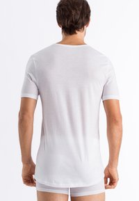 Hanro ULTRALIGHT - Jednoduché tričko - white