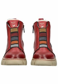 Mustang Botines - rot