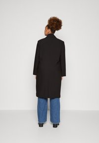 Vero Moda Curve VMCLAIR LONG  - Klassisk frakke - black