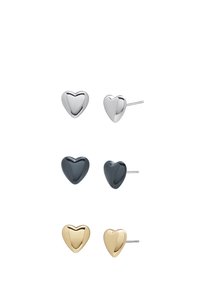 Tre paia di orecchini a bottone a forma di cuore in toni argento, nero e oro con finiture lisce e lucide e un design semplice ed elegante.