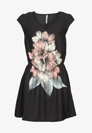 Vestido negro con un gran estampado floral en rosa y blanco, con cintura ceñida y falda acampanada. Fabricado con tela suave y mangas cortas.