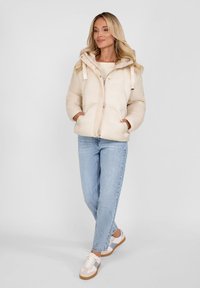 RESPECT QUILTED HOODED ZIP-FRONT - Giacca invernale - stone
