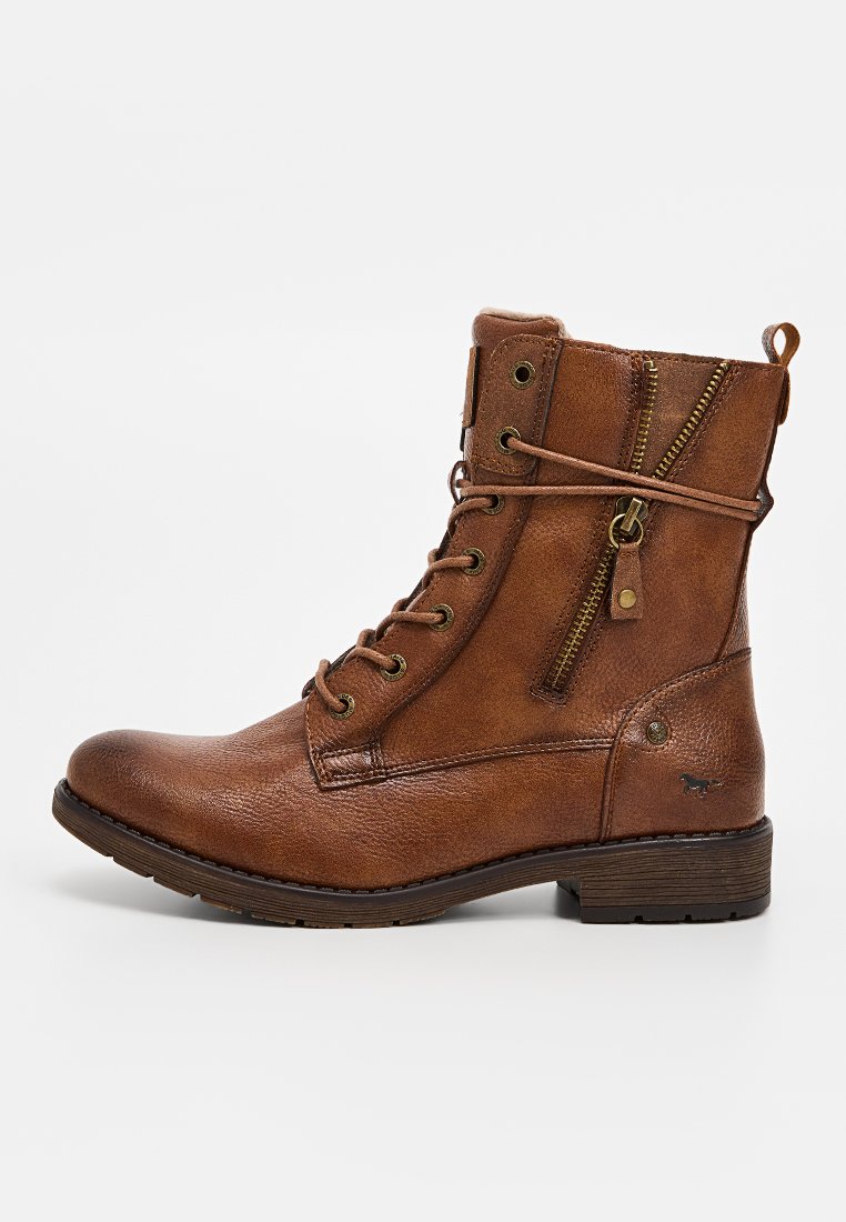 Botines con cordones