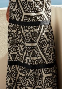 Next TEXTURED WITH TRIM TALL  - Maksihame - black white